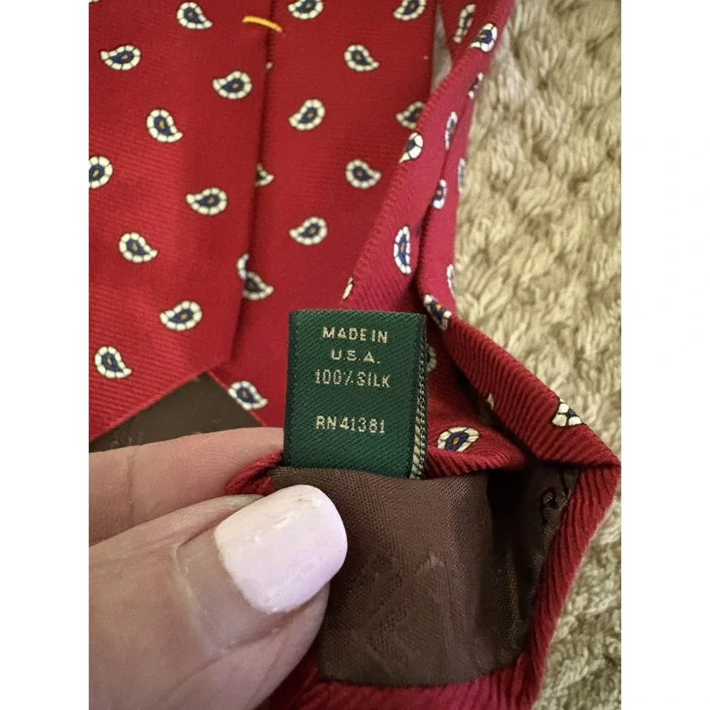 Lauren Ralph Lauren Tie Red White Blue Paisley 100% Silk Hand Finish/Made In USA